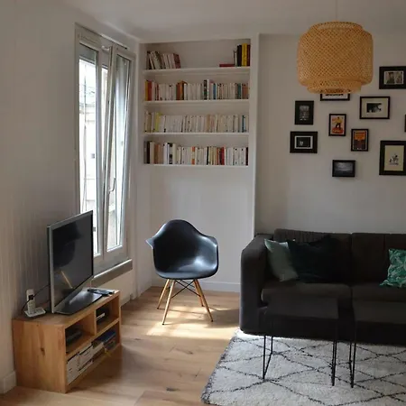 Type Loft Apartment *